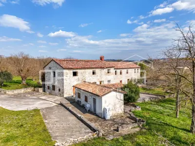 Stone house 650 m², Buje - tourism and hospitality potential - 22