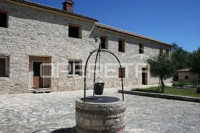 Stone house 650 m², Buje - tourism and hospitality potential - 2