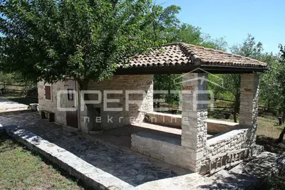 Stone house 650 m², Buje - tourism and hospitality potential - 6