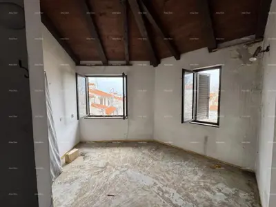 Wohnung, Červar-Porat, 3. Stock, Balkon und Galerie