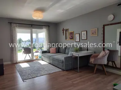 Haus 146 m², Kaštela - Niedrigenergie-Einfamilienhaus im Erdgeschoss - 3