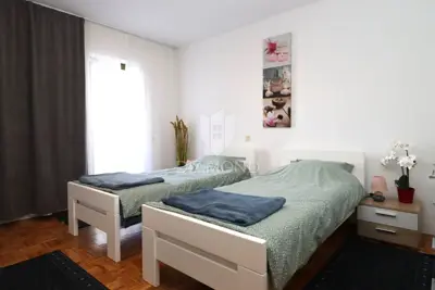 Wohnung 200 m², Poreč - 2 Etagen und 2 Eingänge - 7