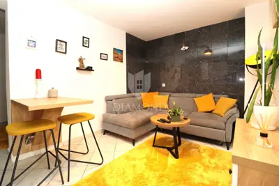 Wohnung 200 m², Poreč - 2 Etagen und 2 Eingänge - 3