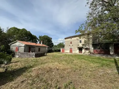 Kuće 150 m², Labin - veliko imanje u prirodi