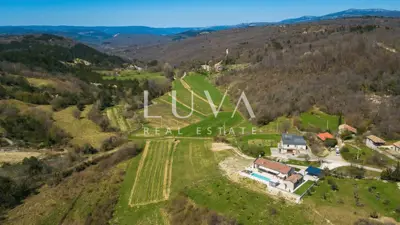 Haus 130 m², Hum - Pool und Jacuzzi - 21