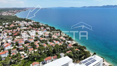 Građevinsko zemljište 658 m², Petrčane - 3. red do mora
