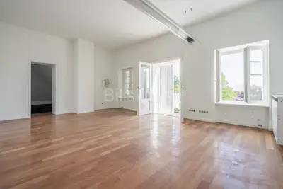 Kurija 570 m², Samobor Centar, velika parcela 7 319 m² - 18