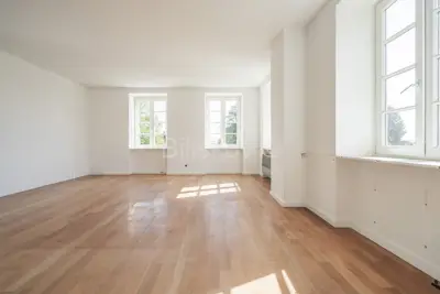 Kurija 570 m², Samobor Centar, velika parcela 7 319 m² - 14