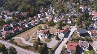 Kurija 570 m², Samobor Centar, velika parcela 7 319 m² - 4