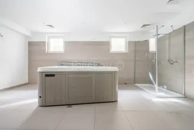 Kurija 570 m², Samobor Centar, velika parcela 7 319 m² - 19