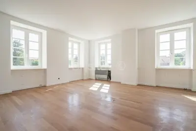 Kurija 570 m², Samobor Centar, velika parcela 7 319 m² - 15