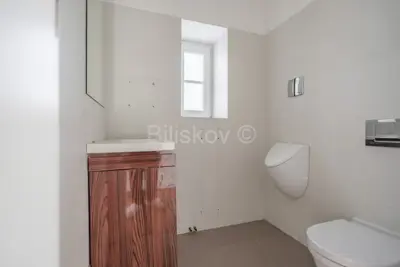 Kurija 570 m², Samobor Centar, velika parcela 7 319 m² - 12