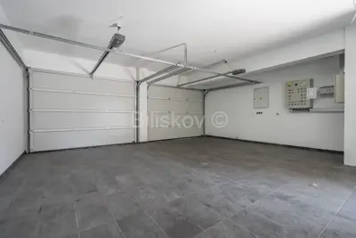 Kurija 570 m², Samobor Centar, velika parcela 7 319 m² - 20