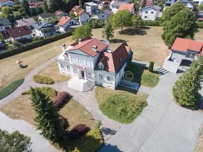 Kurija 570 m², Samobor Centar, velika parcela 7 319 m² - 2
