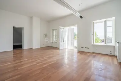 Kurija 570 m², Samobor Centar, velika parcela 7 319 m² - 18