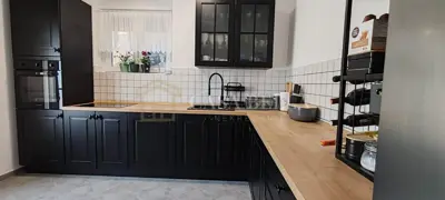 Stan 84 m², Supetarska Draga - dvorište i parkirno mjesto - 16