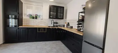 Stan 84 m², Supetarska Draga - dvorište i parkirno mjesto - 17