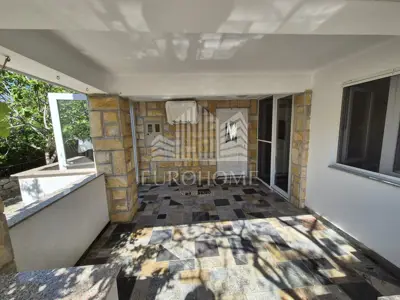 Kuća 200 m², Vinjerac - 70 m od mora i turistički uhodana - 11