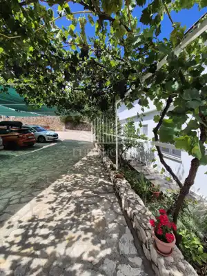Kuća 200 m², Vinjerac - 70 m od mora i turistički uhodana - 12