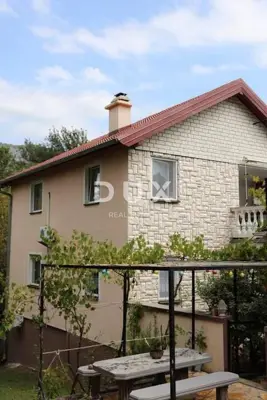 Häuser 238 m², Tribalj - zwei Häuser und ein Nebengebäude - 7