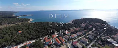 Šimuni, Komforan četverosobni apartman sa vrtom - Šimuni, Pag