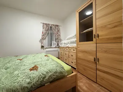 House 300 m², Mrkopalj - 4 apartments and 8 bedrooms - 14