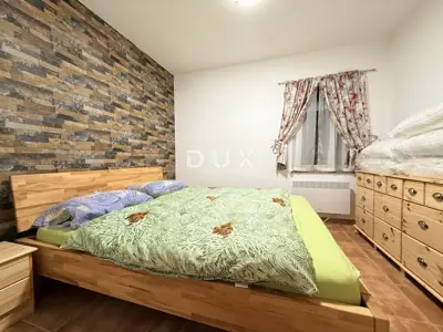 House 300 m², Mrkopalj - 4 apartments and 8 bedrooms - 10