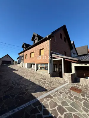 House 300 m², Mrkopalj - 4 apartments and 8 bedrooms