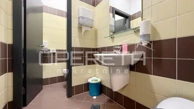 Gewerbeimmobilie zur Miete in Trnje, 191 m² - 11