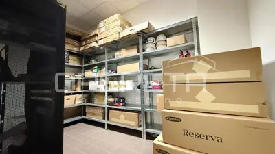 Gewerbeimmobilie zur Miete in Trnje, 191 m² - 9