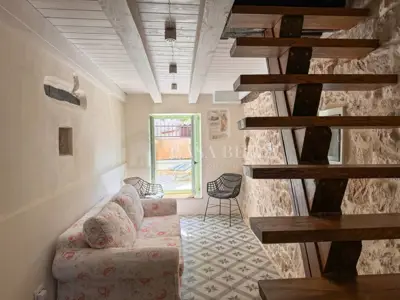 Kamena kuća 100 m², Svetvinčenat - dvije terase - 3