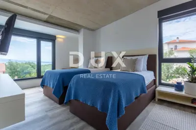 INSEL KRK, Umgebung der Stadt Krk - Luxuriöse Villa mit Infinity-Pool und Meerblick - 12