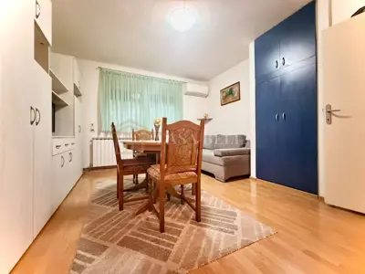 Stan 37 m², Voltino - mirna lokacija i zelenilo