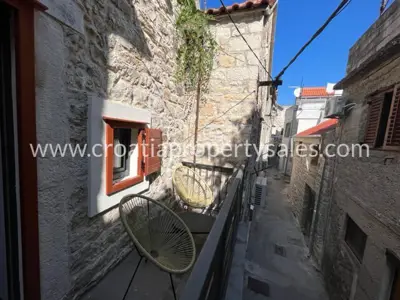 Kuća u Kaštelima, 70 m od mora i centra - 6