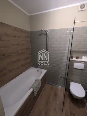 Kuća 245 m², Tisno na otoku Murteru, 4 stambene jedinice - 13