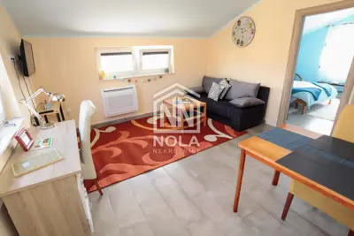 Kuća 245 m², Tisno na otoku Murteru, 4 stambene jedinice - 6