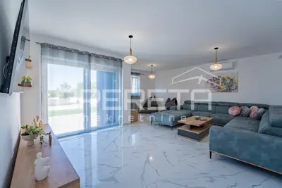 Villa 320 m², Krk auf der Insel Krk, beheizter Pool - 8