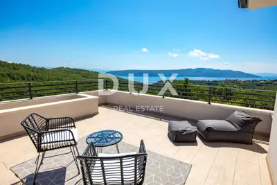 Villa 480 m², Mošćenička Draga - Panoramablick auf das Meer