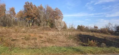 Građevinsko zemljište 1.351 m², Labin - uz cestu i mirno selo - 3