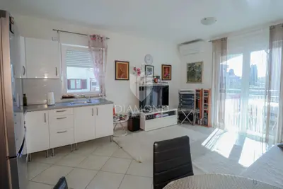 Stan 55 m², Fažana - 2 spavaće sobe i terasa - 4