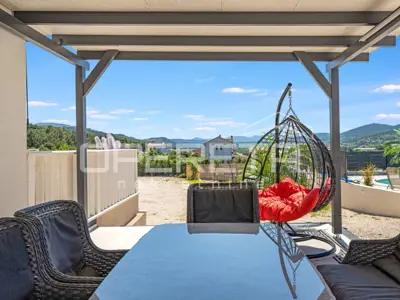 House 142 m², Bilice near Šibenik - peaceful surroundings - 13
