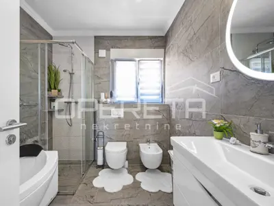 House 142 m², Bilice near Šibenik - peaceful surroundings - 11