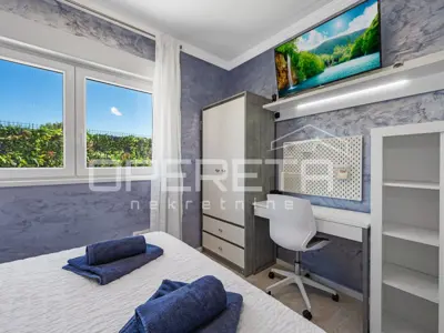 House 142 m², Bilice near Šibenik - peaceful surroundings - 10