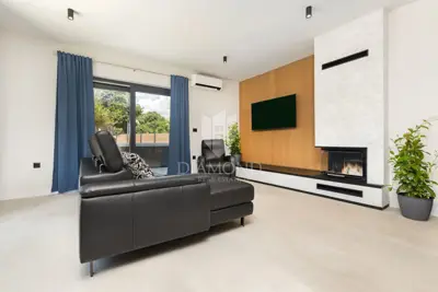 Doppelhaus 196 m², Bale - Zentrum, Hof und Jacuzzi - 21