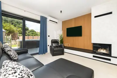 Doppelhaus 196 m², Bale - Zentrum, Hof und Jacuzzi - 22