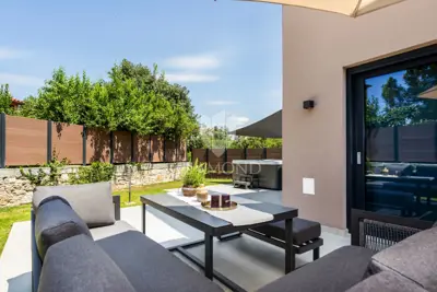 Doppelhaus 196 m², Bale - Zentrum, Hof und Jacuzzi - 7