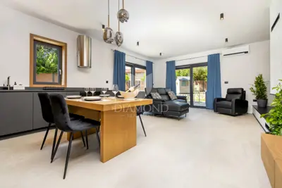 Doppelhaus 196 m², Bale - Zentrum, Hof und Jacuzzi - 13