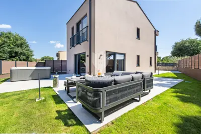 Doppelhaus 196 m², Bale - Zentrum, Hof und Jacuzzi - 2