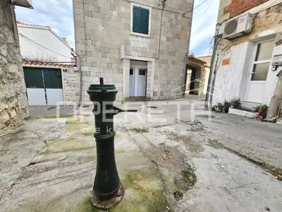 Commercial space 81 m², Varoš, Split - near Diocletian's Palace - 11