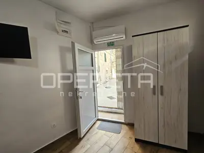 Commercial space 81 m², Varoš, Split - near Diocletian's Palace - 16